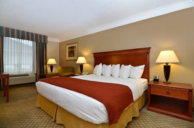Baymont By Wyndham Madisonville Quarto foto